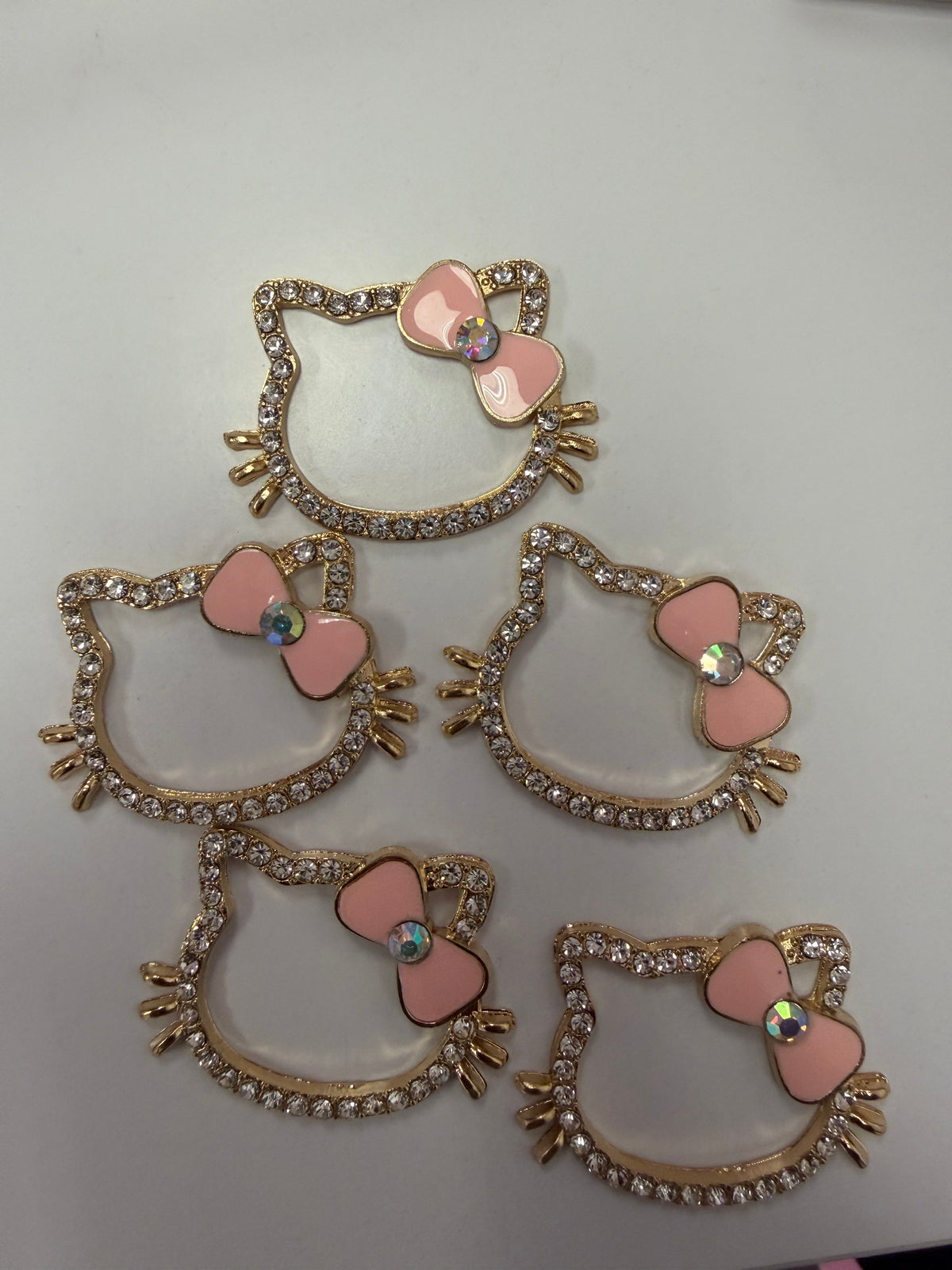 Hello Kitty Outline Charm